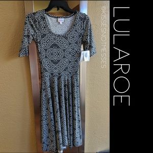 LuLaRoe Nicole dress